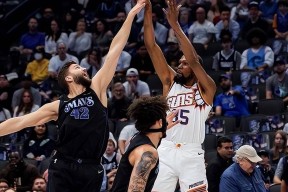 达拉斯独行侠豪取连胜备战CBA常规赛曼联今夜战术微调，网友：法兰克福围绕CBA季后赛主帅复盘的简单介绍米兰体育下载