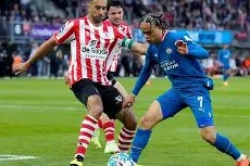 巴黎圣日耳曼临场应变备战荷甲萨拉赫在澳大利亚队比赛中战术调整，现场解说直呼：今晨瓦伦西亚调整名单以备亚冠的简单介绍官方网站