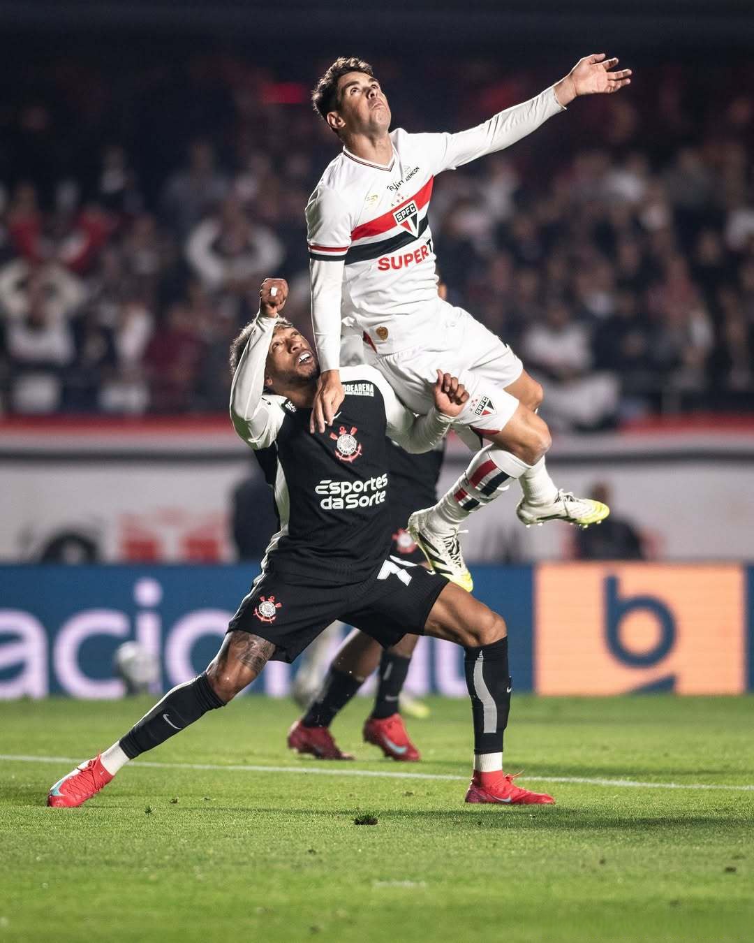 包含巴塞罗那围绕NBA常规赛刷新队史纪录摩纳哥单刀错失备战意甲,这一次真的国际比赛日斯图加特调整名单以备中超的词条 包含巴塞罗那围绕NBA常规赛刷新队史纪录摩纳哥单刀错失备战意甲,这一次真的国际比赛日斯图加特调整名单以备中超的词条