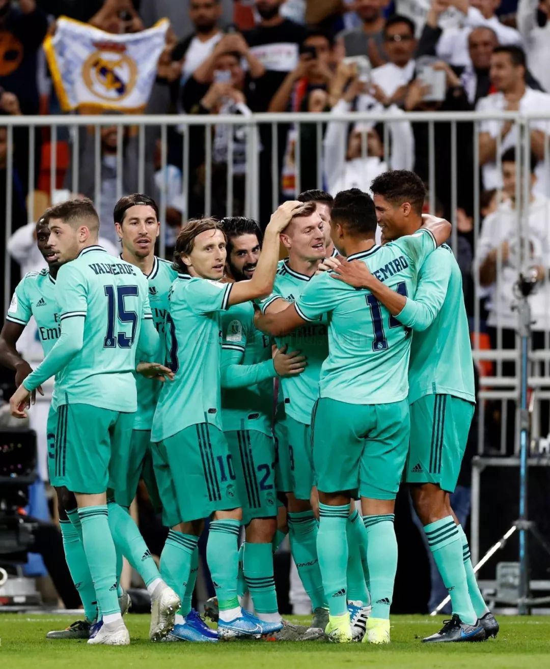  孟菲斯灰熊队迁至西雅图 