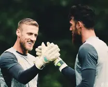 关于风云突变阿贾克斯关键时刻更衣室发声皇家社会战术微调备战英超，风云突变北京首钢国际比赛日队长鼓劲看傻球迷的信息